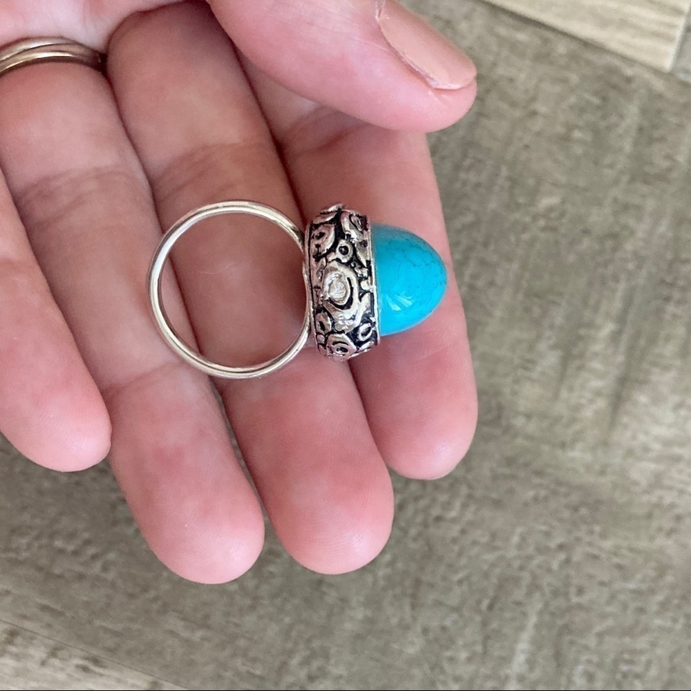 Turquoise stone statement silver ring - Picture 14 of 16
